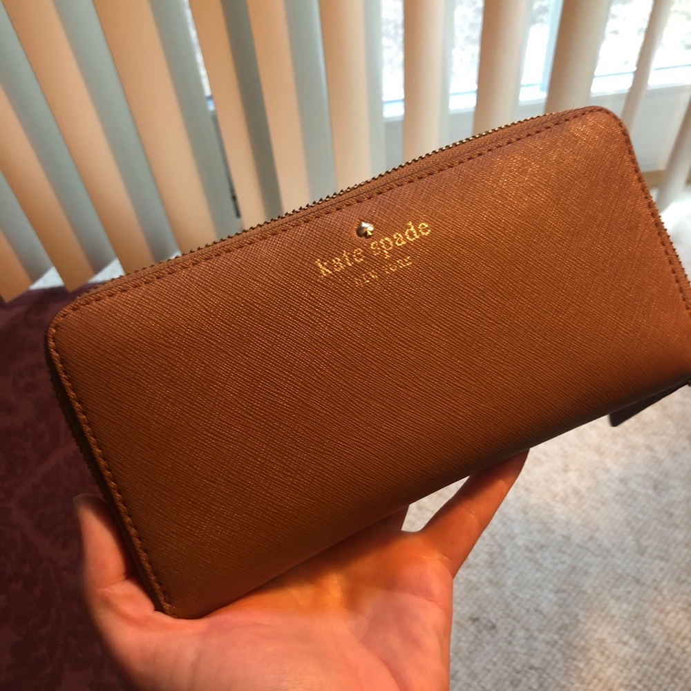 Kate Spade Continental Wallet